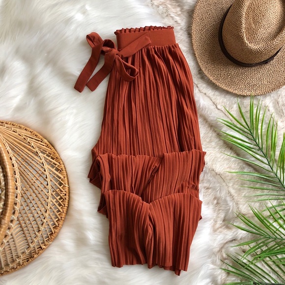 Soho Apparel Pants - Soho Apparel Boho Pleated Tie Waist Cropped Pants